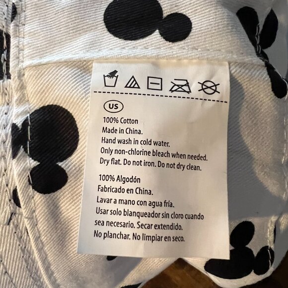 Mickey Mouse NWT Black Reversible Bucket Hat Disney - Picture 3 of 5
